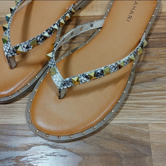 Tahari Shoes - 2 FOR $30! NWOB Tahari Patrick Animal Print Stud Thong Sandals
